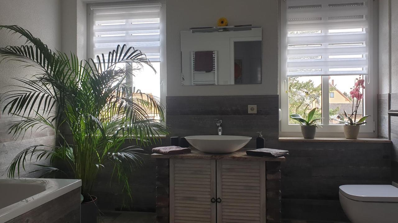 Seensucht & Urlaubstraeume, Ferienwohnung "Seerose" Grossraeschen Esterno foto