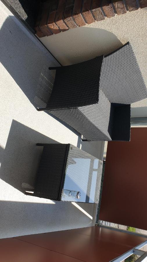Seensucht & Urlaubstraeume, Ferienwohnung "Seerose" Grossraeschen Esterno foto